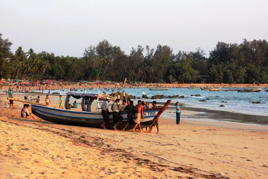 Ngapali Beach Strand im Westen Myanmars im Rakhine State in der Nähe der Stadt Thandwe