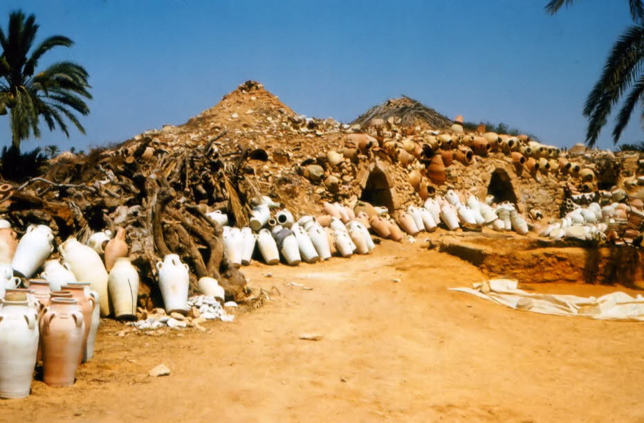 1976 Tunesien bei Zarzis - Tonbrennerei