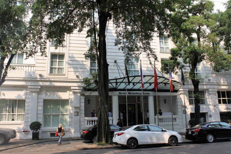 Das Sofitel Legend Metropole Hanoi wurde erstmals um die Jahrhundertwende von zwei französischen Privatinvestoren eröffnet. Das Hotel hat den Test der Zeit bestanden und wurde als legendäres Wahrzeichen von Hanoi für seinen Beitrag zur Geschichte und zum 