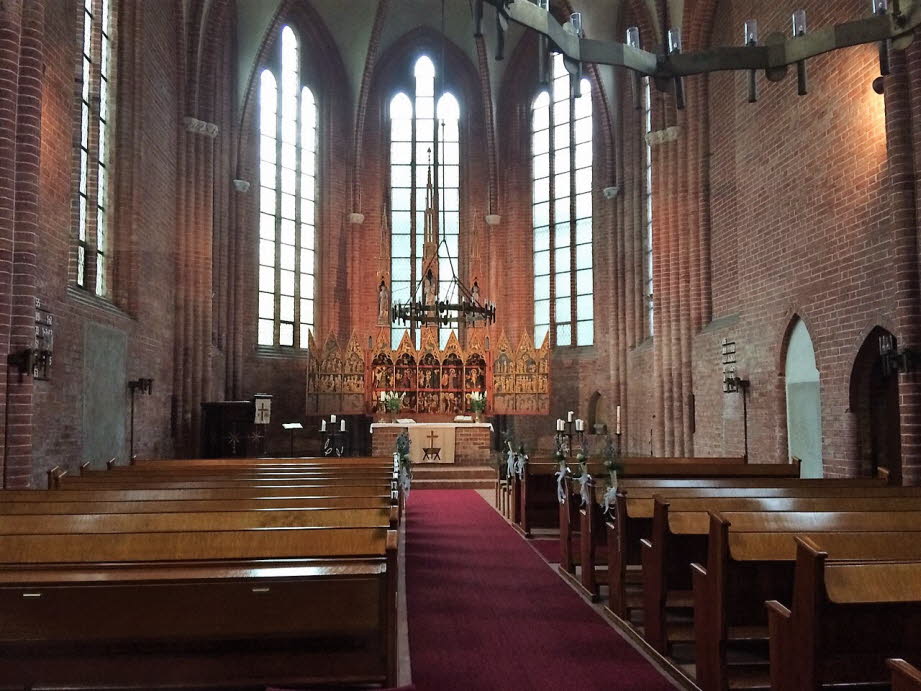 weil die Kirche in Cismar am Mönchsweg liegt.