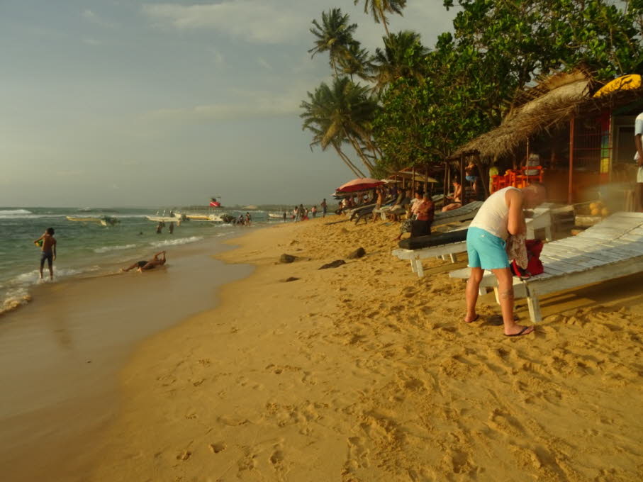 Das Bild zeigt den Hikkaduwa Beach in Sri Lanka