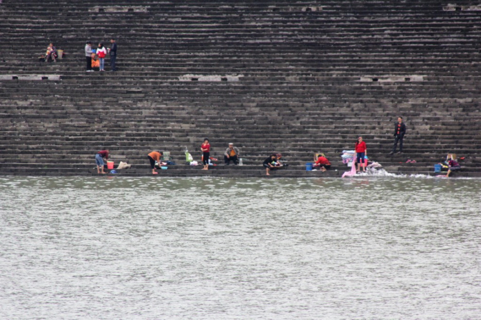 Wäscherinnen am Yangtze