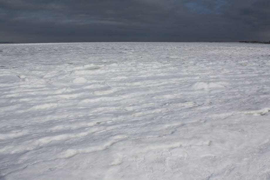 weil die Ostsee zufriert.