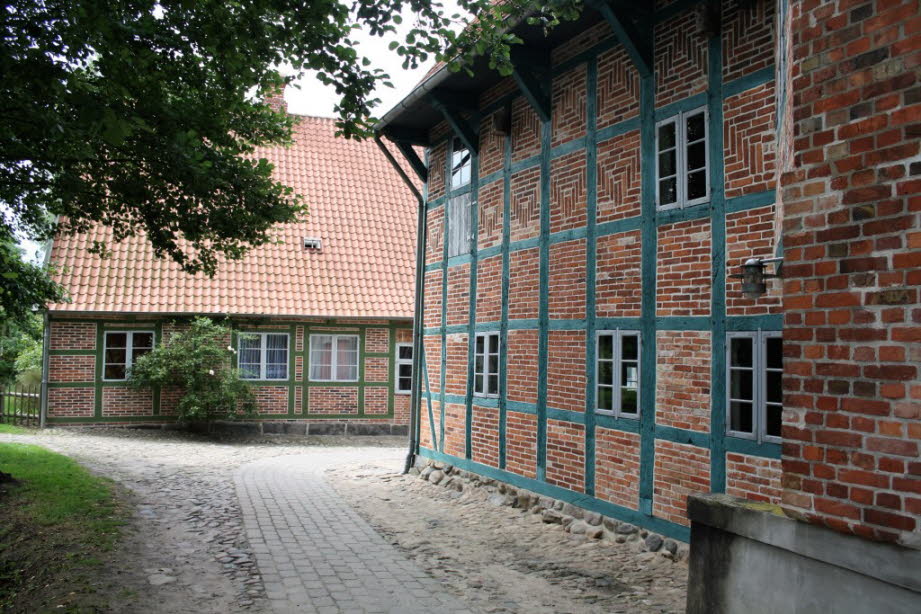 weil wir Fachwerkhuser gebaut haben.