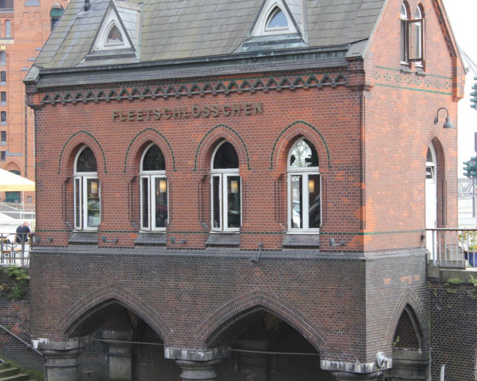 Fleetschlösschen - Das Fleetschlösschen ist ein historisches Gebäude und gehört zum Ensemble der Speicherstadt in Hamburg.