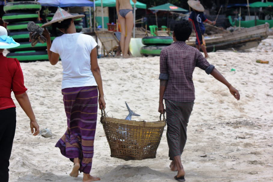 Ngapali Beach Strand im Westen Myanmars im Rakhine State in der Nähe der Stadt Thandwe: Frischer Fang