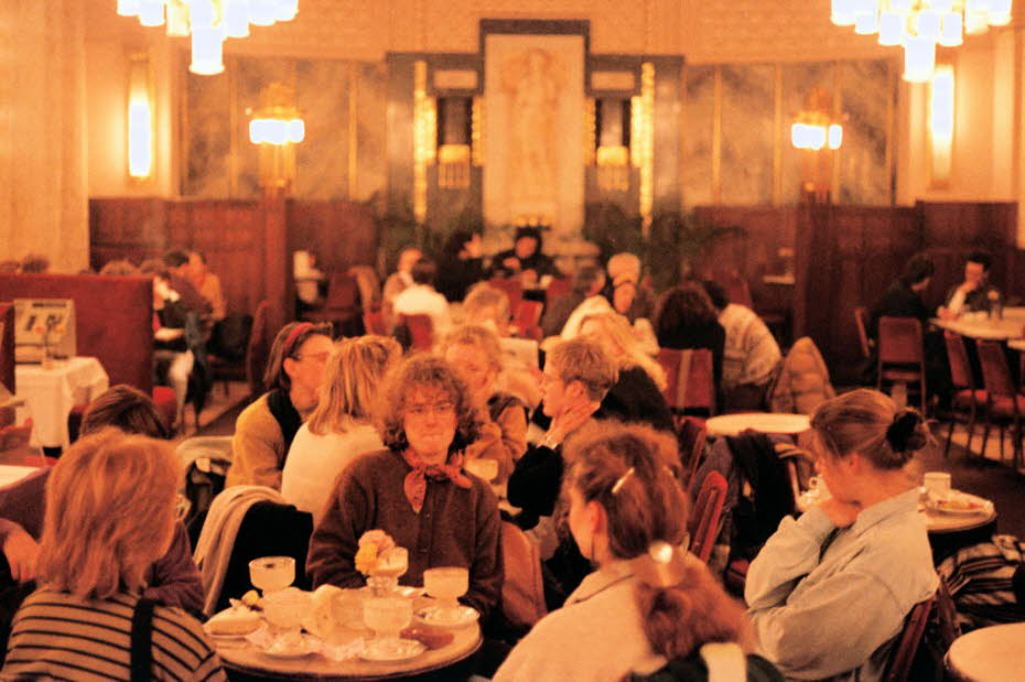 1991 Restaurant im Repräsentationshaus
